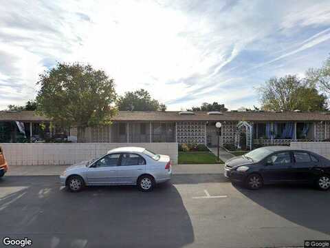 Shawnee Ln #M11-267D, Seal Beach, CA 90740