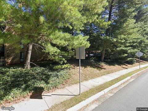 Rolling Green Ct #15/100A, Reston, VA 20191