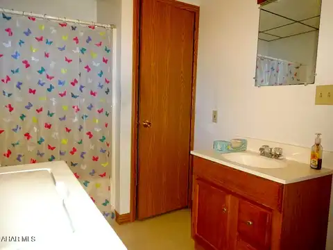 White, LILLY, PA 15938