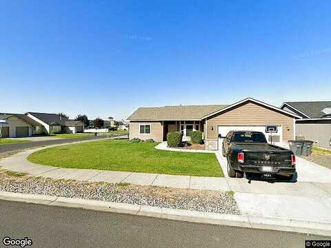 N Larkspur Dr, Othello, WA 99344