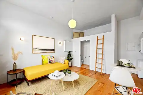 1/2 Lilac Terrace, Los Angeles, CA 90026