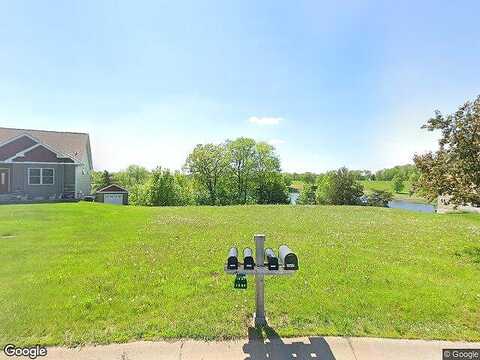 Maria, LINDSTROM, MN 55045