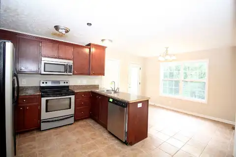 Mutual, CLARKSVILLE, TN 37042