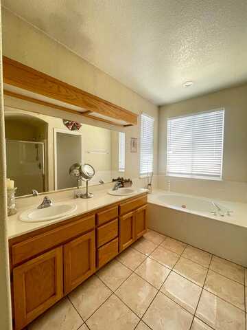 Birchwood, LOS BANOS, CA 93635