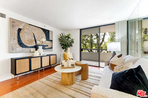 9Th, LOS ANGELES, CA 90015