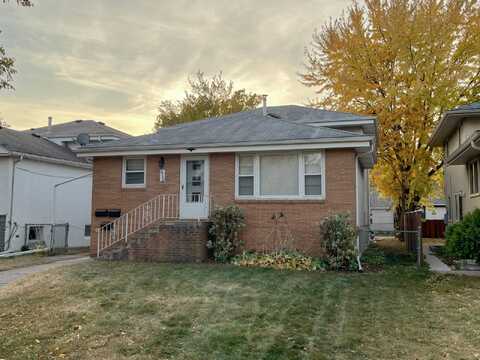 Russell, MINNEAPOLIS, MN 55410
