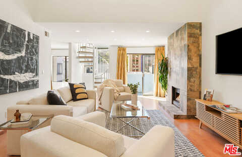 Highland, LOS ANGELES, CA 90068