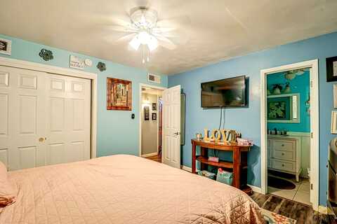 Sechrest, BAKERSFIELD, CA 93309
