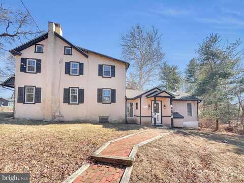 Beth, COLLEGEVILLE, PA 19426