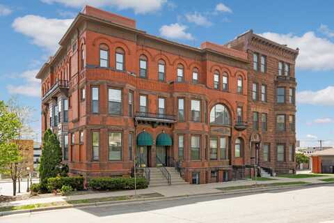 College, SAINT PAUL, MN 55102