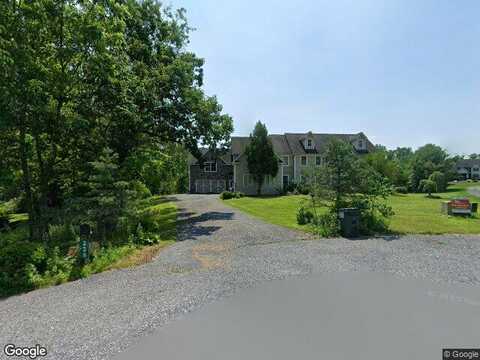 Sonny, WIND GAP, PA 18091