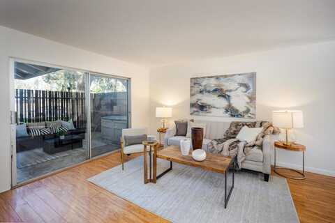 Roundtree, CONCORD, CA 94521