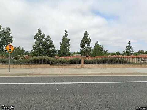 Howes, LAGUNA NIGUEL, CA 92677