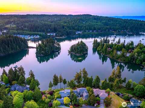 Driftwood, PORT LUDLOW, WA 98365
