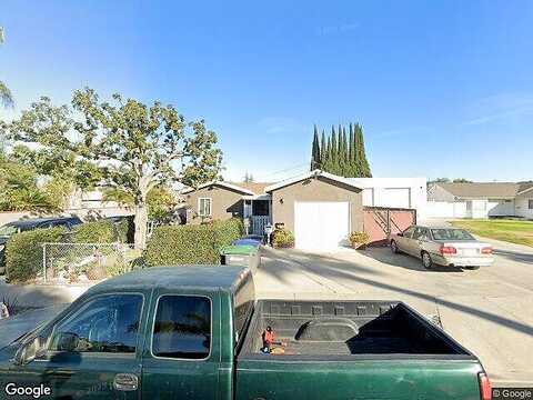 216Th, HAWAIIAN GARDENS, CA 90716