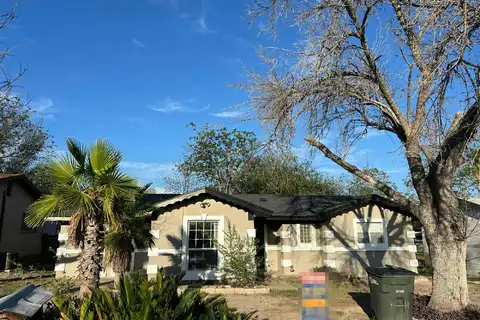 Avenue P, DEL RIO, TX 78840