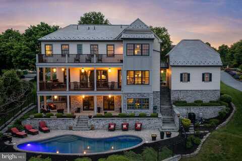 Oakwood, LITITZ, PA 17543