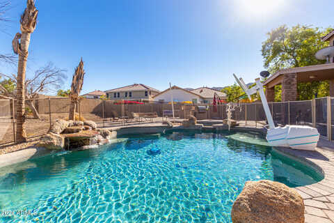 13Th, PHOENIX, AZ 85042