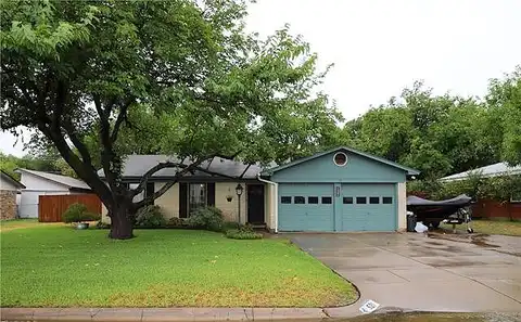 Kate, FORT WORTH, TX 76108