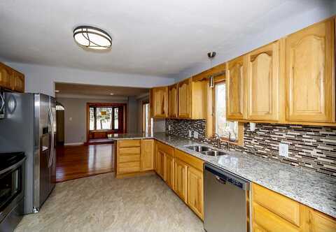 Edgerton, SAINT PAUL, MN 55117