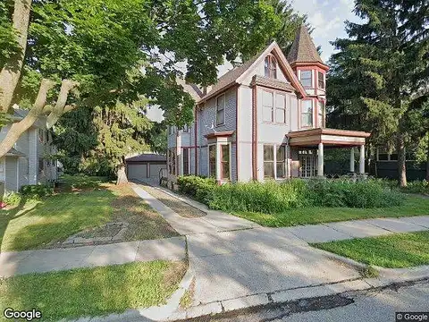 Glenview, MILWAUKEE, WI 53213