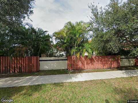 113Th, PEMBROKE PINES, FL 33025