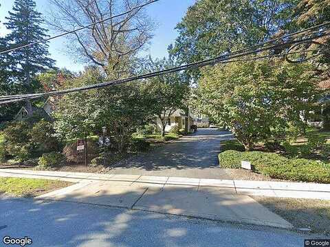 Montrose, BRYN MAWR, PA 19010