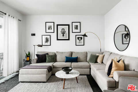 Franklin, LOS ANGELES, CA 90046