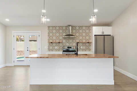 Beverly, SCOTTSDALE, AZ 85254
