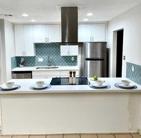 Kacee, HOUSTON, TX 77084