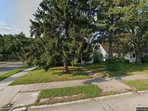 Hampton, MILWAUKEE, WI 53209