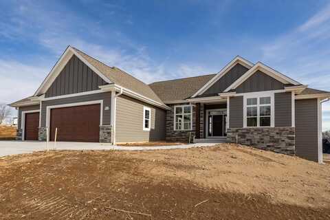 Crescent Hill, SUSSEX, WI 53089