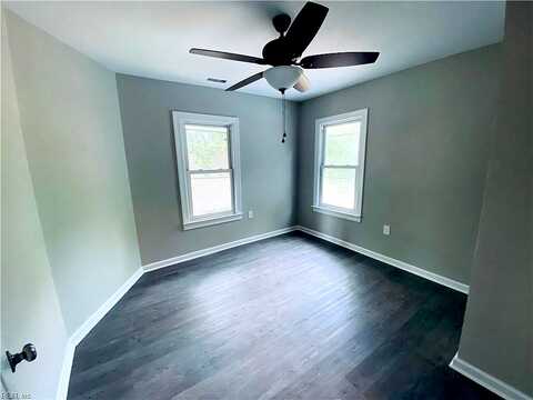 Douglas, PORTSMOUTH, VA 23707