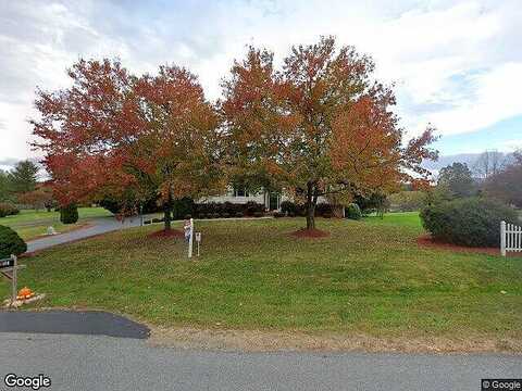Aftons Meadow, VINTON, VA 24179