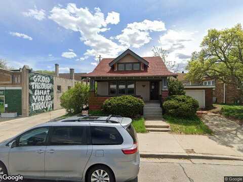 North, MILWAUKEE, WI 53208