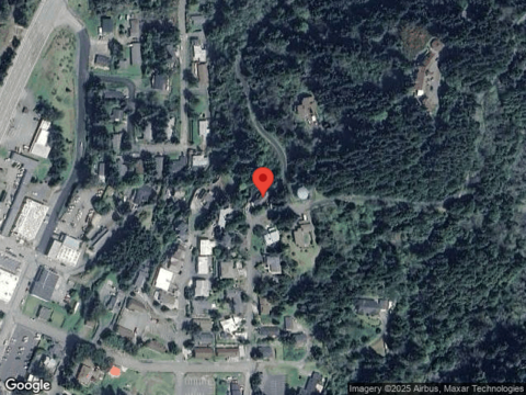 Hound Dog, GOLD BEACH, OR 97444