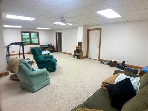 Cedar, BUTLER, PA 16001