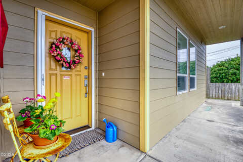 Spring, NEWPORT, OR 97365