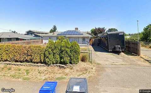 Main, MOLALLA, OR 97038