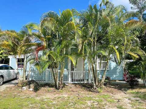 Palm, FORT PIERCE, FL 34982