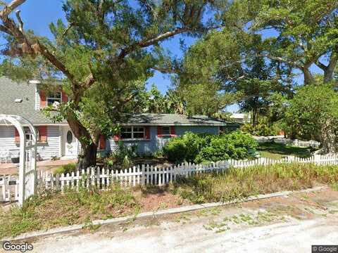 Poinsetta, LONGBOAT KEY, FL 34228
