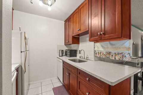 Dixon, HAYWARD, CA 94544