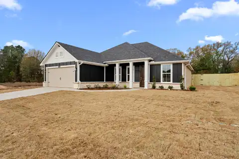 Shug, LINDALE, TX 75771