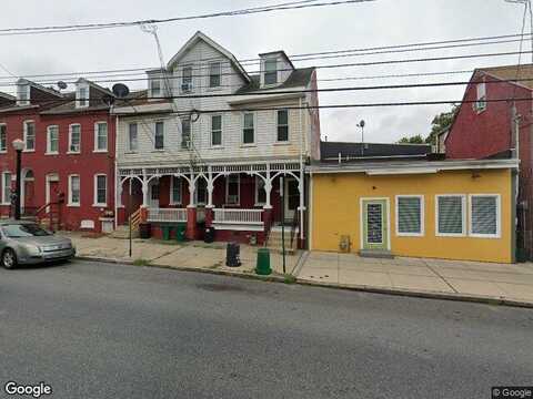 Queen, LANCASTER, PA 17603