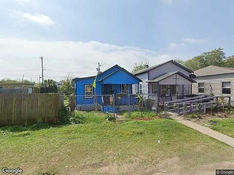 Avenue M 1/2, GALVESTON, TX 77550