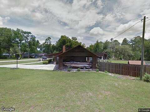Karen, PALATKA, FL 32177
