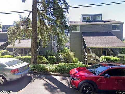 Lower, LAKE OSWEGO, OR 97035