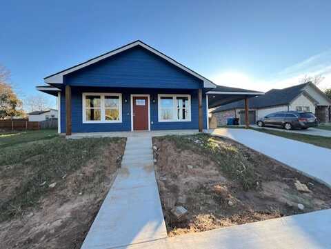 S Travis Avenue, Denison, TX 75021