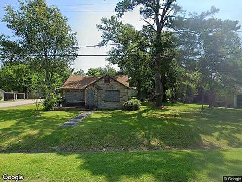 Main, DAYTON, TX 77535