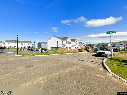 Susan, BREINIGSVILLE, PA 18031